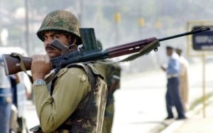 7763596076_cinq-soldats-indiens-ont-ete-tues-pres-de-la-frontiere-avec-le-pakistan-lors-d-un-nouvel-accrochage