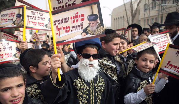 des-juifs-ultra-orthodoxes-manifestent-a-jerusalem