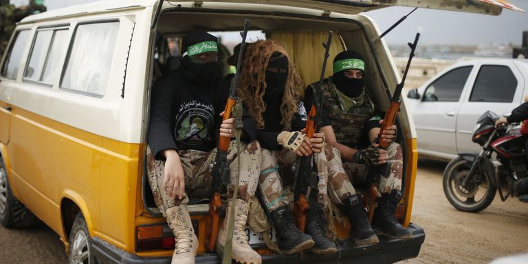 des-membres-des-brigades-al-qassam